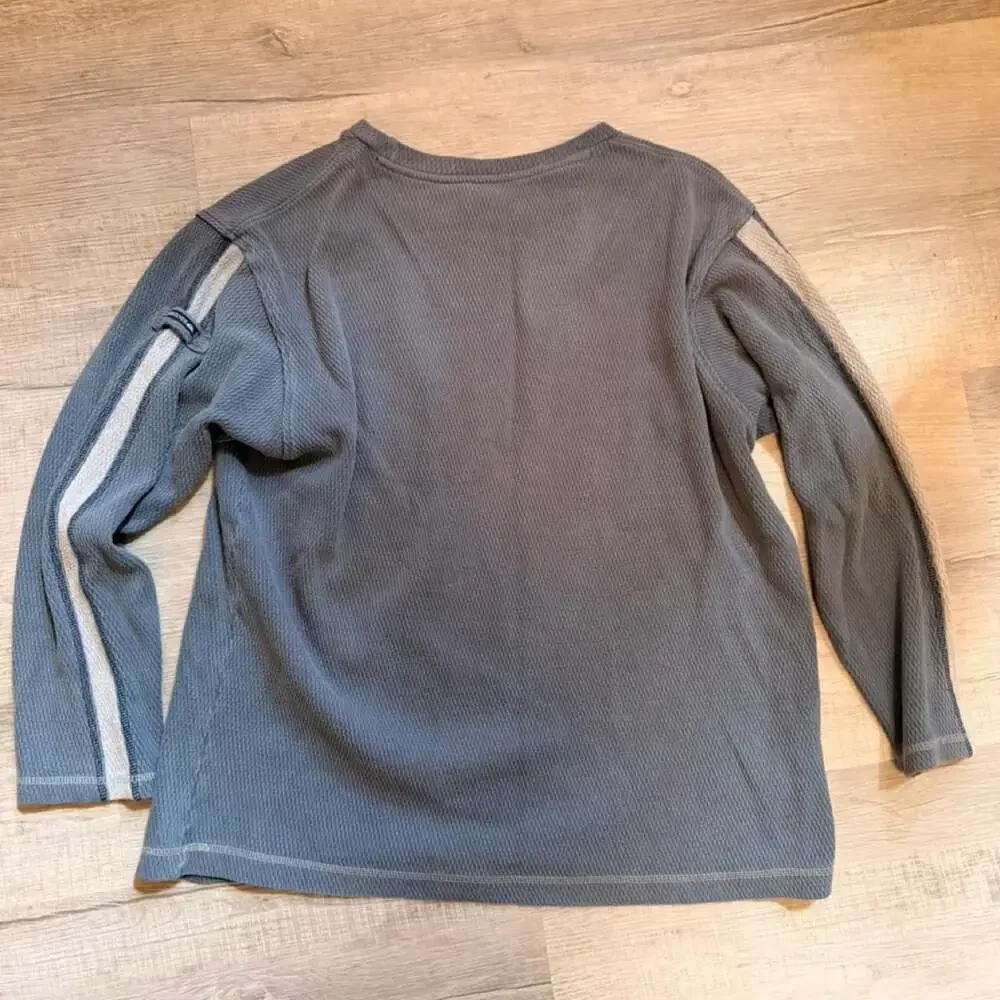Vintage Quiksilver Heavyweight Waffle Knit Long Sleeve Crewneck